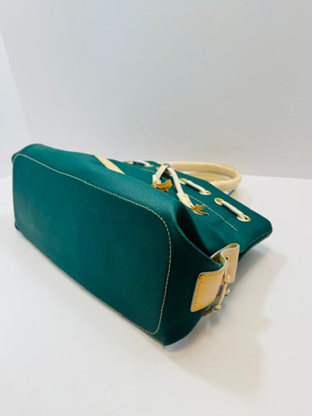 Dooney & Bourke Tassel Tote in Dark Green All Weather Pebbled Leather VTG 1990S - Picture 6 of 12